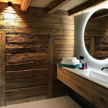 Lovely Chalet In - What'app - 0039-3512-039-610 - For Reservations! 펜션 드라흐젤스리에트